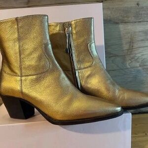 Elegant Gold Heeled Ankle Boots